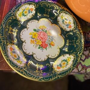Vintage Decorative Dish!